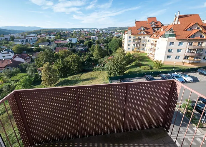 3 Rooms Luxury Apartment With Private Parking