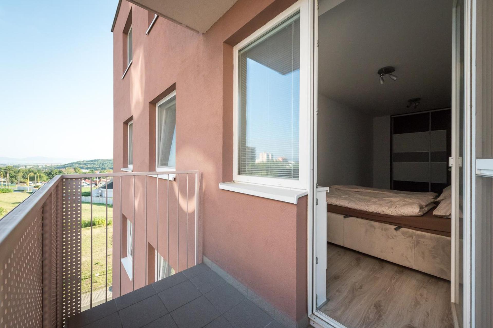 Apartment 3 Luxury With Private Parking